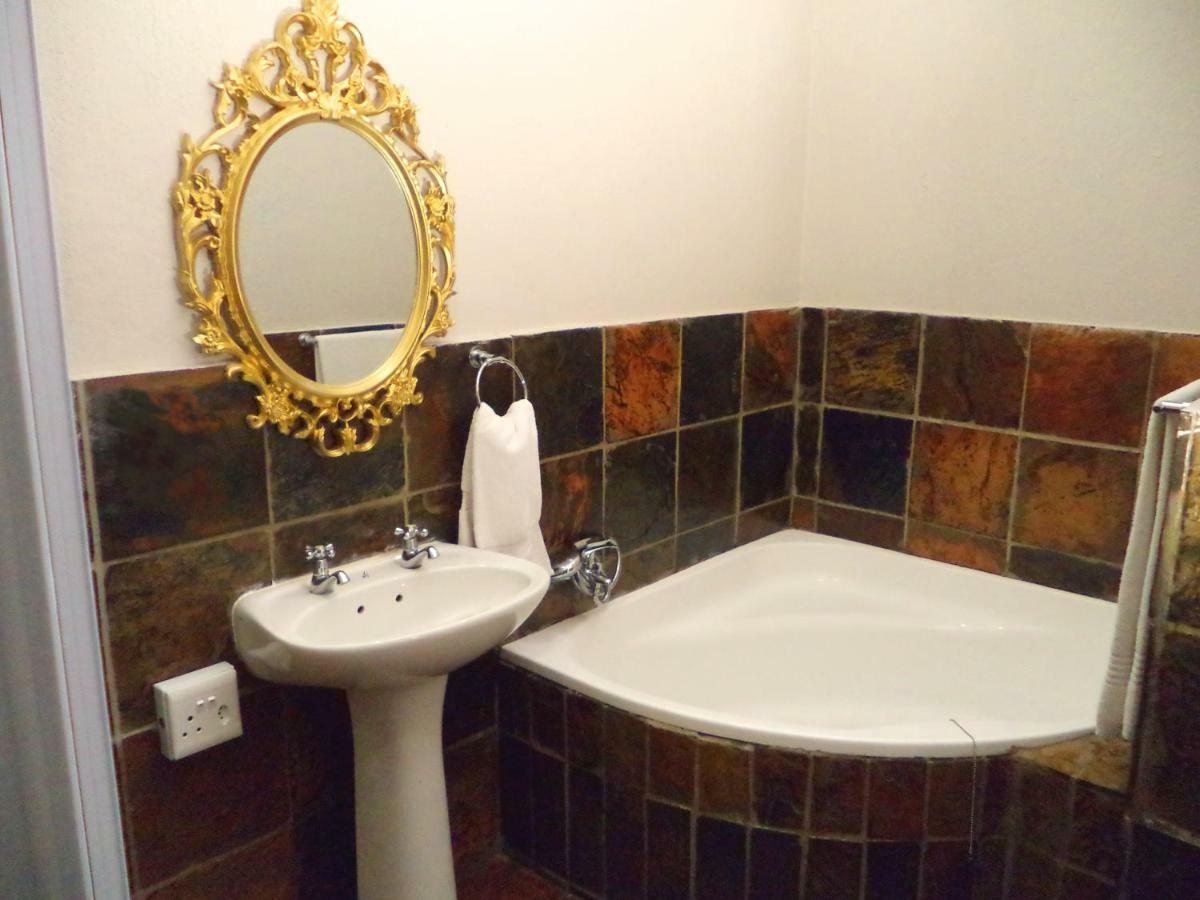Belladona Guesthouse Mbombela Eksteriør billede